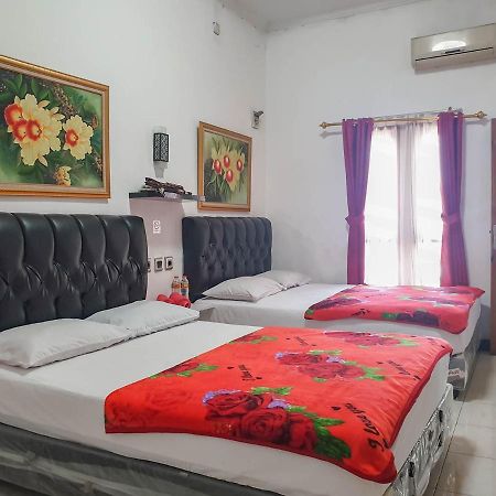 Wisma Vandera Syariah Garut Mitra Reddoorz Zewnętrze zdjęcie